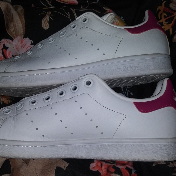Stan Smith Adidas shoes - Picture 4 of 12